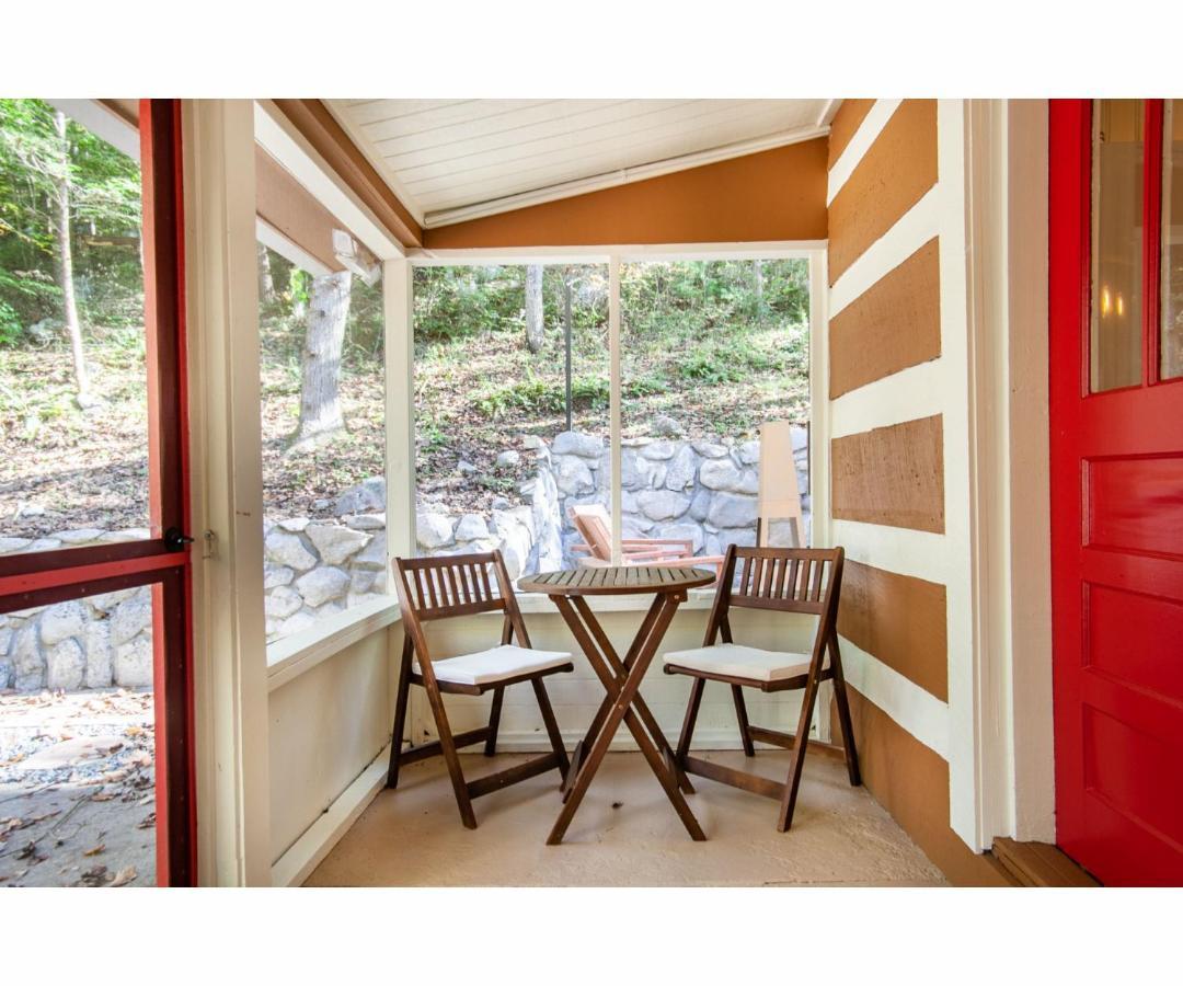 Beary Relaxing Cabin - Rustic With Outdoor Patio Townsend Exterior photo